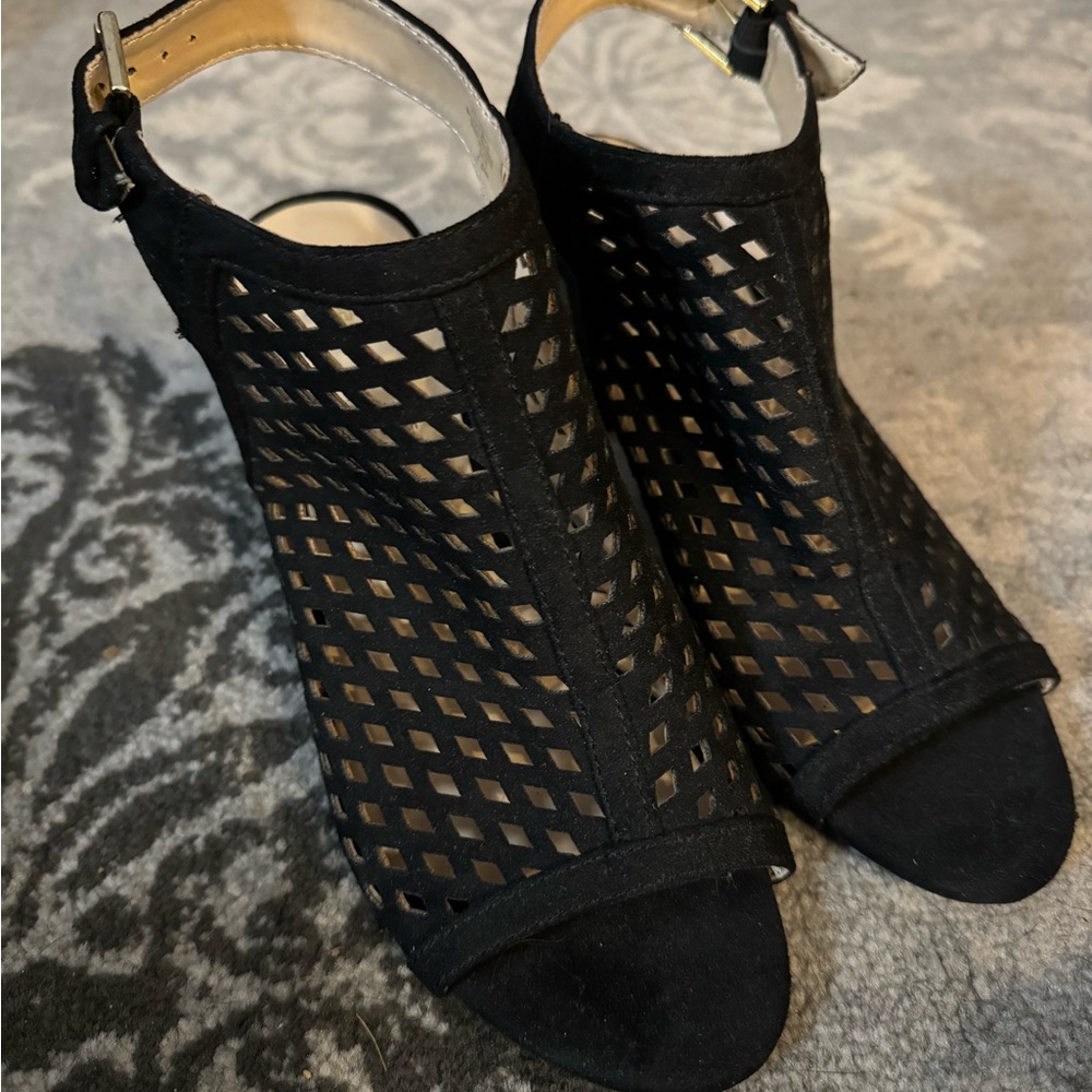 Liz Claiborne Gemma Block Heel Sandals